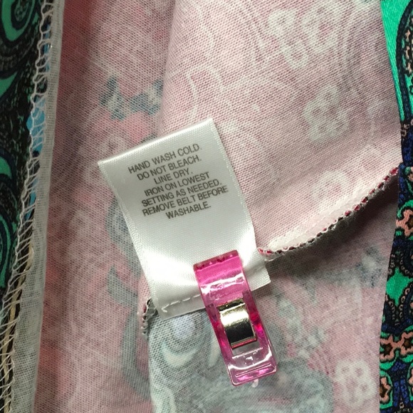 Sleeveless dress. - Picture 6 of 6